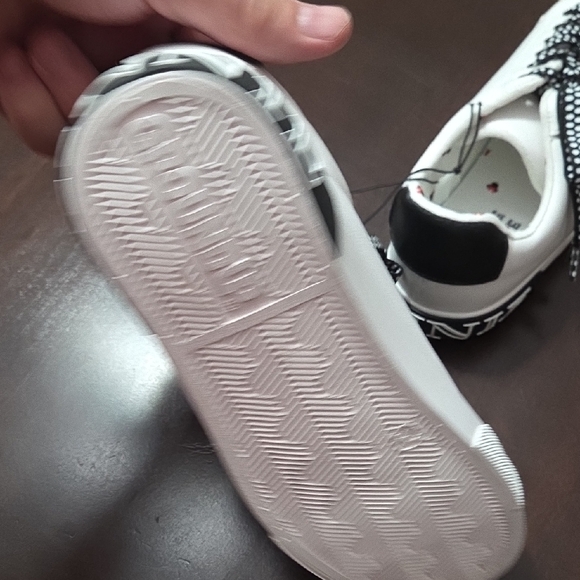 Disney Minnie Mouse Womens Sneakers - White and Red - Picture 6 of 7